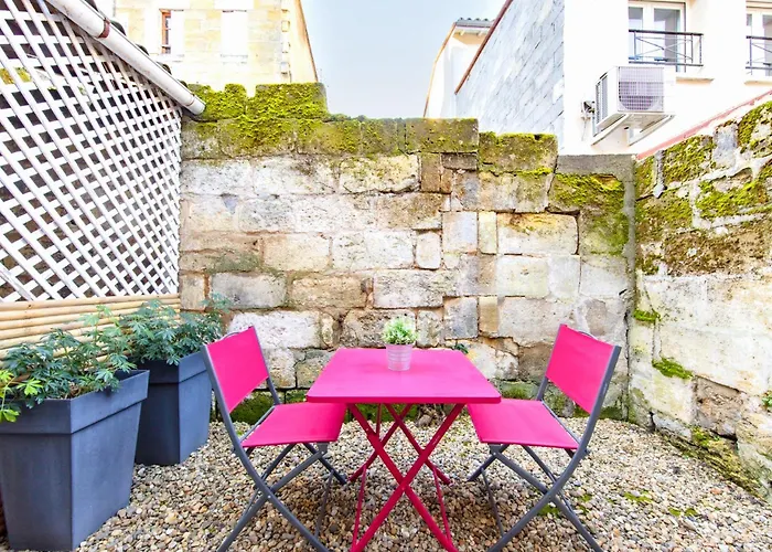 Sur La Route Des Vins - *