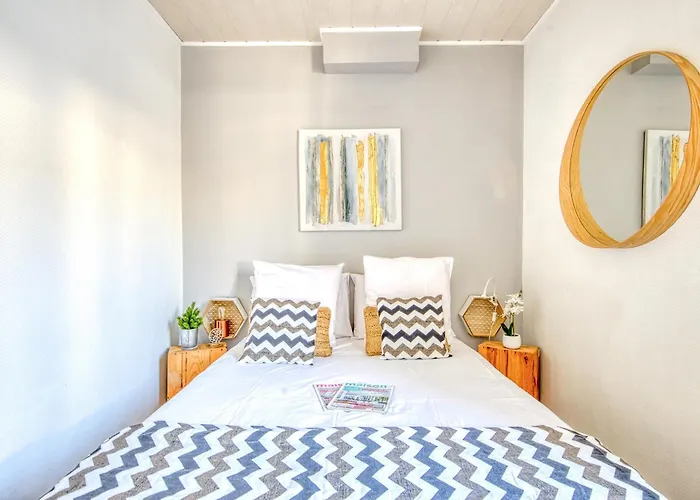 Sur La Route Des Vins - * Libourne